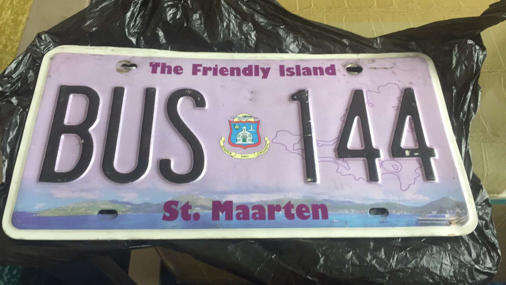 St. Maarten BUS 144 license plate